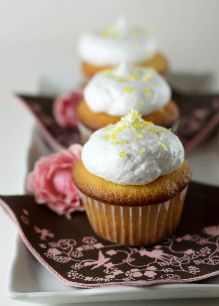 passion fruit meringue cupcakes 3