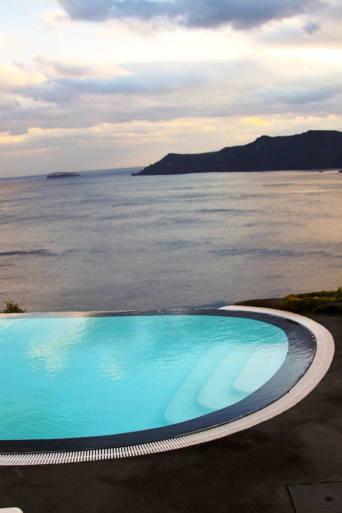 Perivolas Infinity Pool