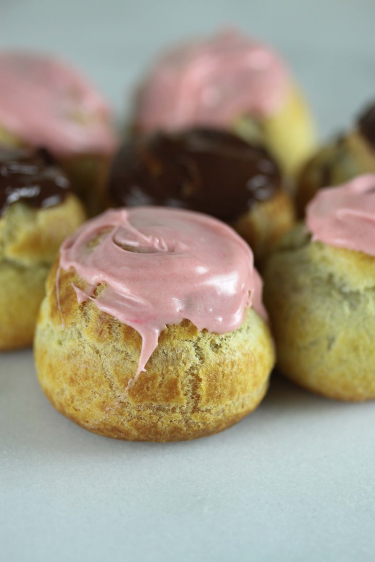 Carte Noire Cream Puffs